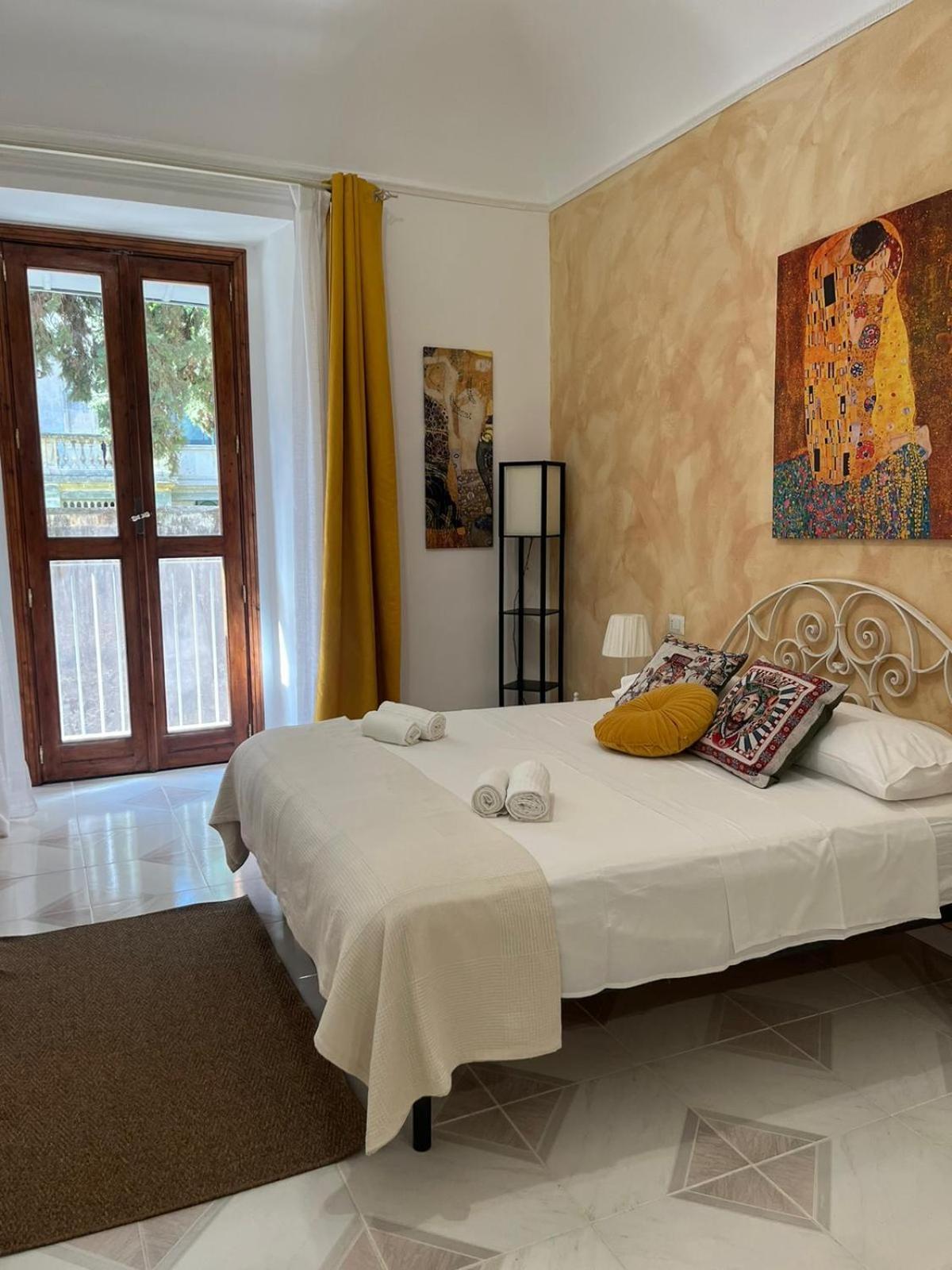 Gl Golden City Apartments Catánia Buitenkant foto